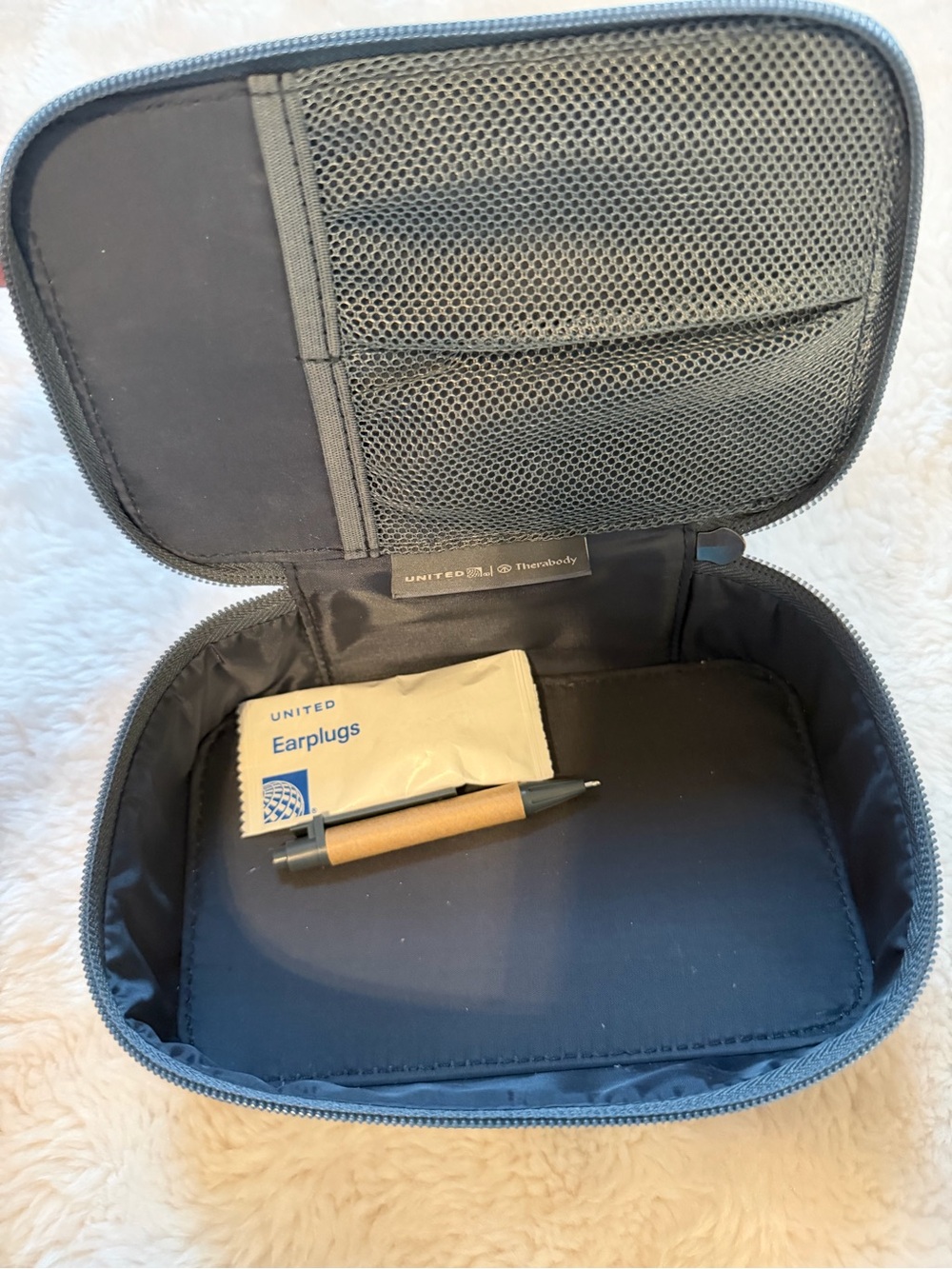 Therabody Premium Textured Travel Amenity pouch  Case - Picture 6 of 9